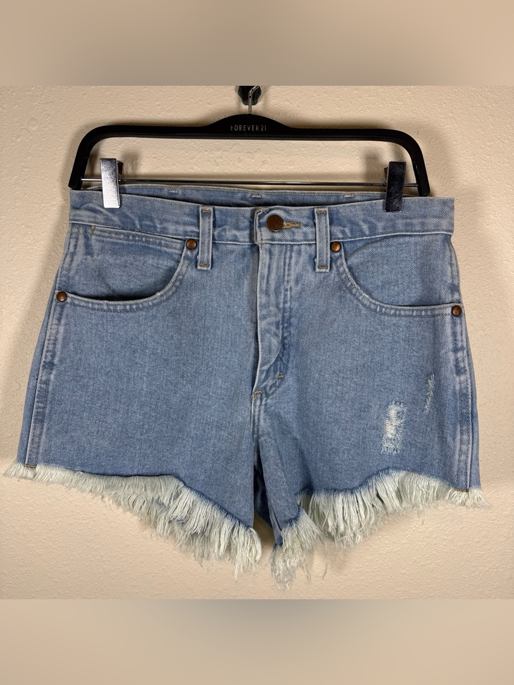 Wrangler High Rise Cut Off Jean Shorts Daisy Dukes Light Wash Western 26